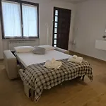 Brema House Apartment *